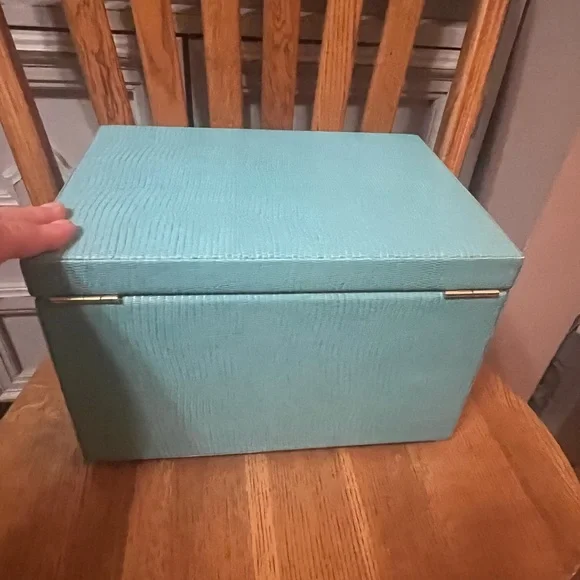 Very Rare Coach, Y2K Legacy Seafoam Blue Jewelry Box with 🪞 - Picture 9 of 14